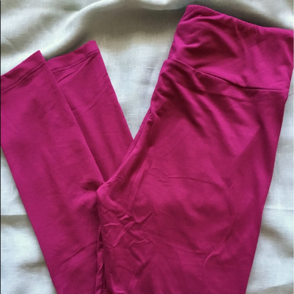 Lularoe OS leggings !! Maroon.